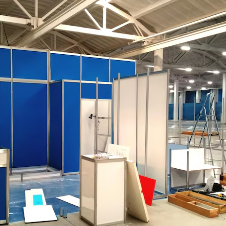 Soluciones adhesivas para instalación de stands - Bandanova